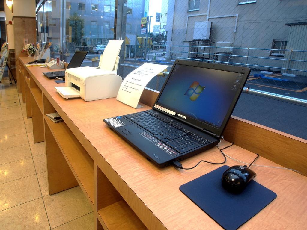 Toyoko Inn Hokkaido Asahikawa Ekimae Ichijo Dori Экстерьер фото